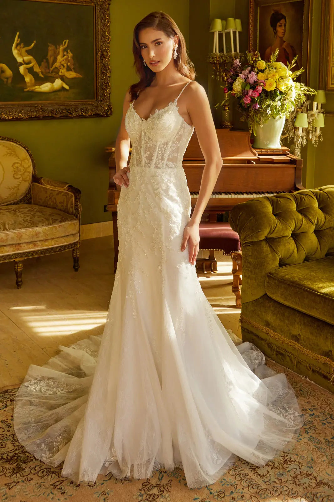 Wedding Dress With Corset, V-Neck And Bodice With Thin Straps, Trumpet Cut 2XL / Off White
