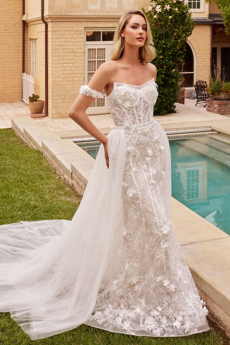 Bridal gown with detachable skirt Clearance