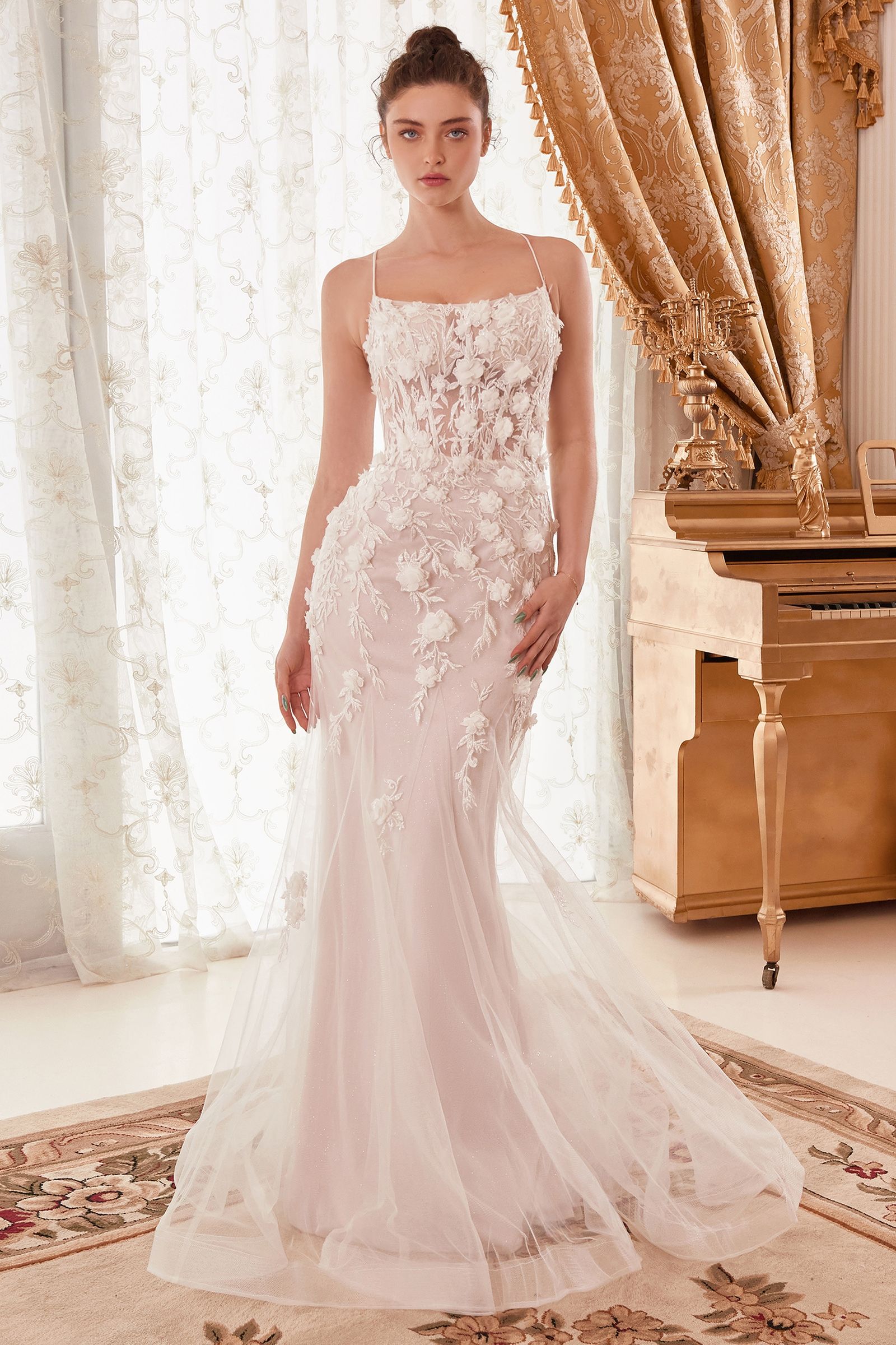 Fitted Mermaid Floral Bridal Gown Fitted Mermaid Floral Bridal Gown