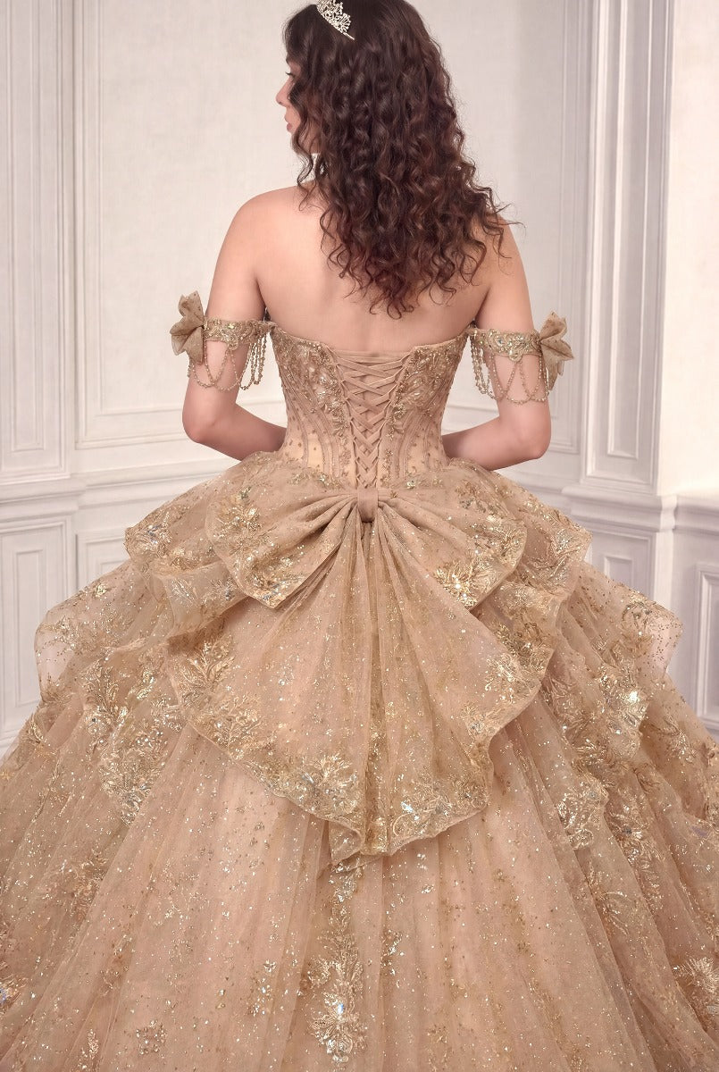 Timeless Elegance: Sophisticated Formal Gown For Grand Occasions