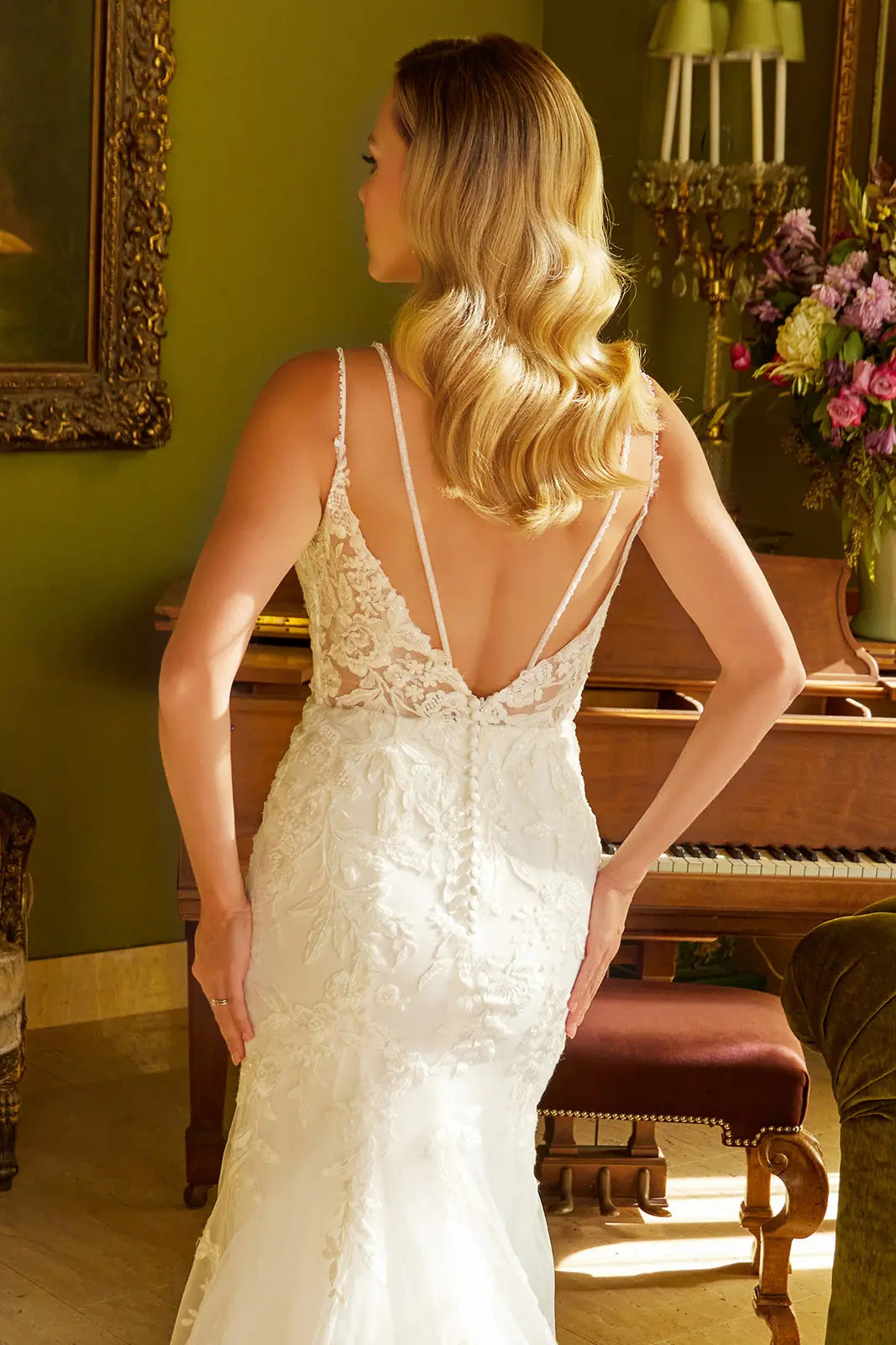 Trumpet silhouette wedding dress with sequin embroidery and thin beaded straps