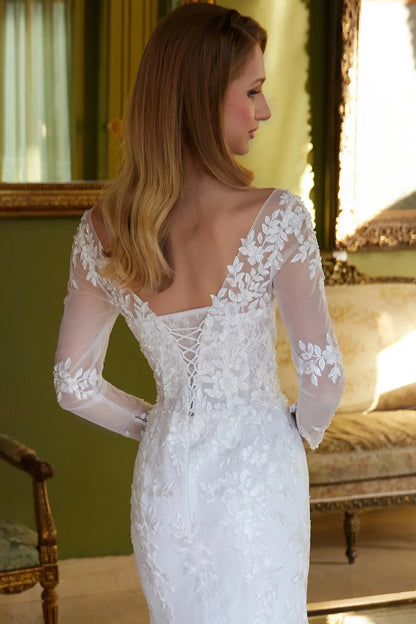 Mermaid Silhouette Dress Decorated with Beads and Embroidery