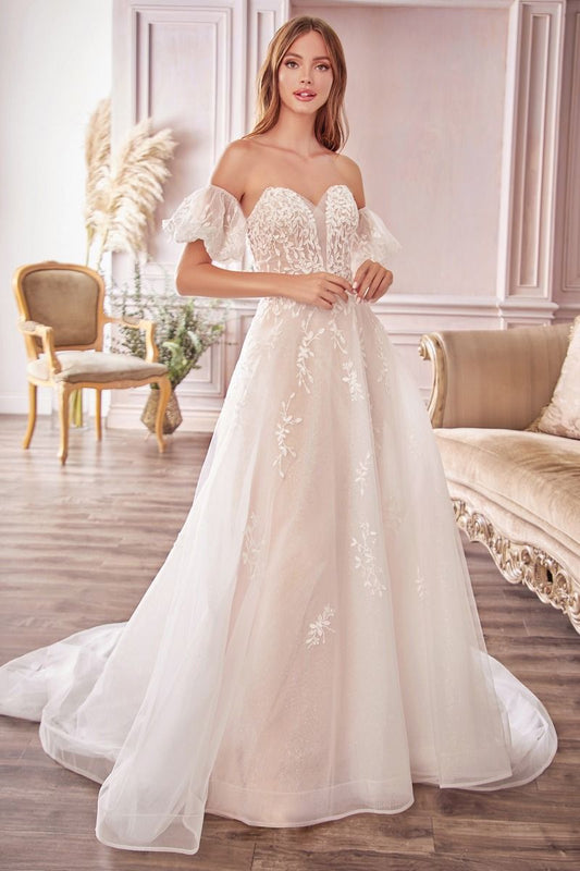 Romantic A-Line Bridal Gown wit Detachable Puff Sleeves.
