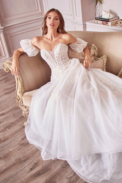 Romantic A-Line Bridal Gown wit Detachable Puff Sleeves.