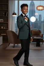 "London" Kids Tuxedo (5-Piece Set)