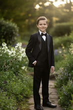"London" Kids Tuxedo (5-Piece Set)