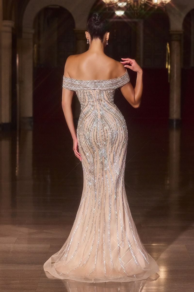 Fitted Dress With A Plunging Neckline And Sculpted Silhouette Adorned With Intricate Linear Beads