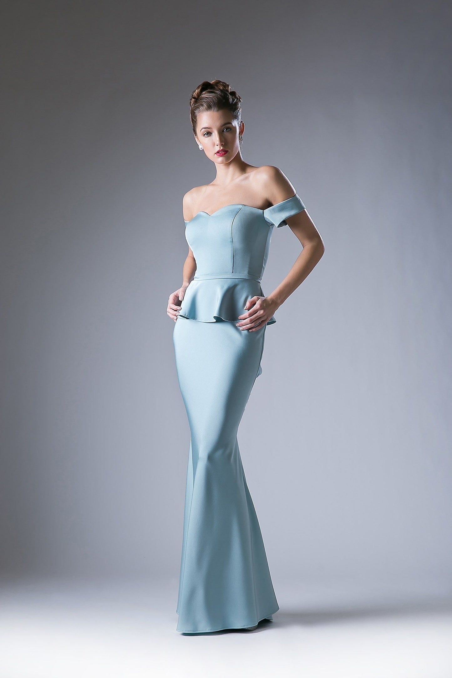 Mermaid cut dress with sweetheart neckline