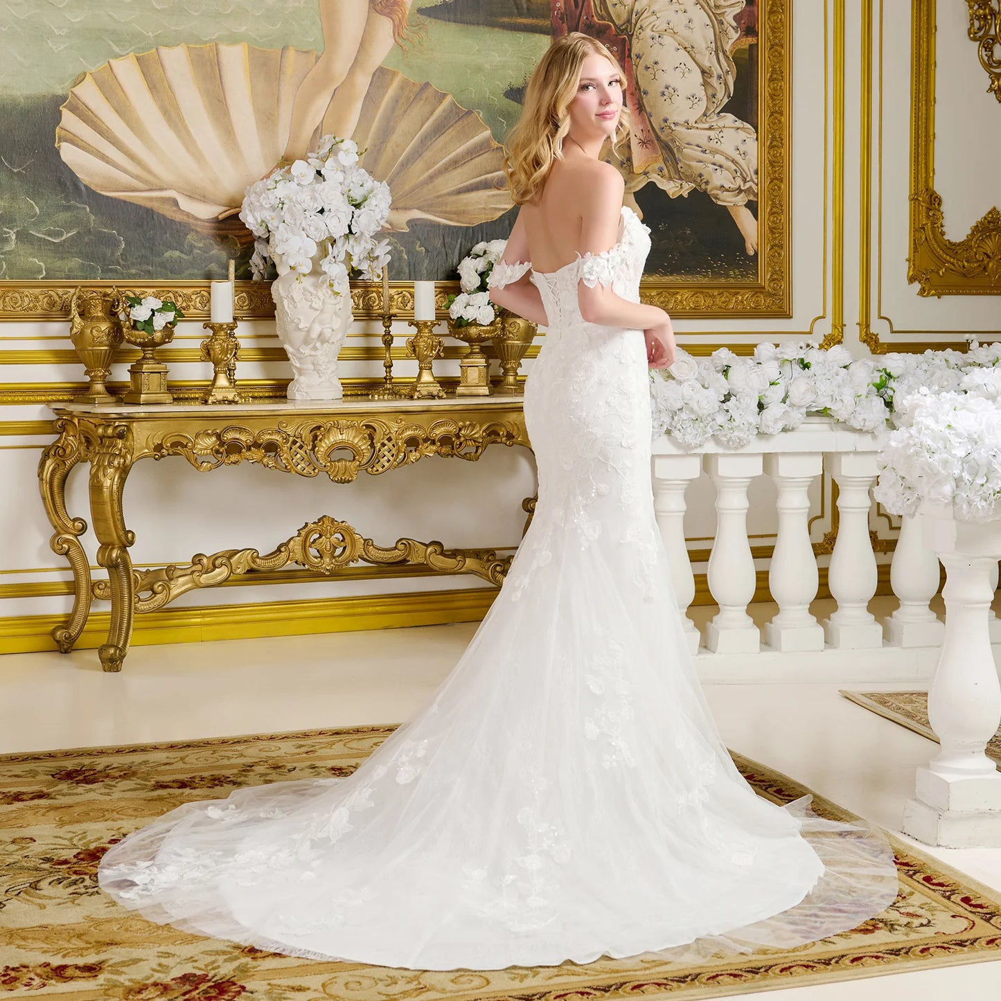 Fitted Wedding Gown V-Neckline And Off-The-Shoulder Straps A Lace-Up Bodice