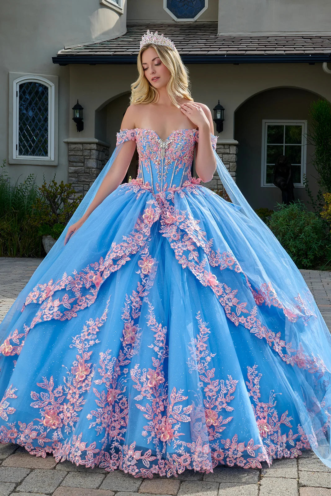 Off Shoulder Straps 3d Butterfly Applique Ball Gown Train Wedding Dress With Layers