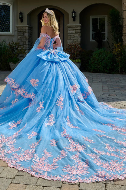 Off Shoulder Straps 3d Butterfly Applique Ball Gown Train Wedding Dress With Layers
