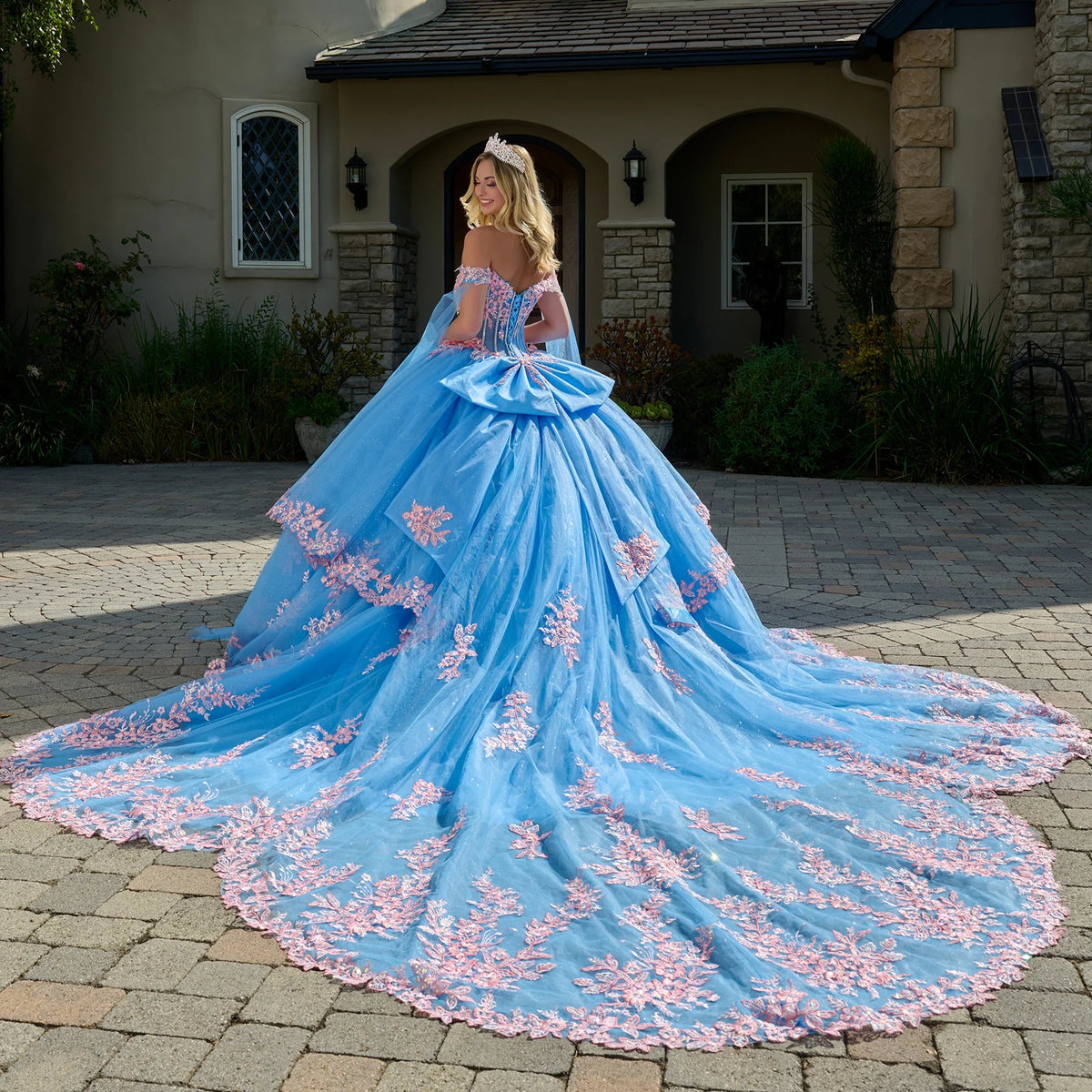 Off Shoulder Straps 3d Butterfly Applique Ball Gown Train Wedding Dress With Layers