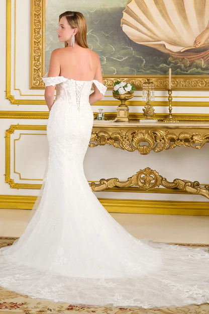 Fitted Wedding Dress With Detachable Straps And Corset Bodice With V-Neck