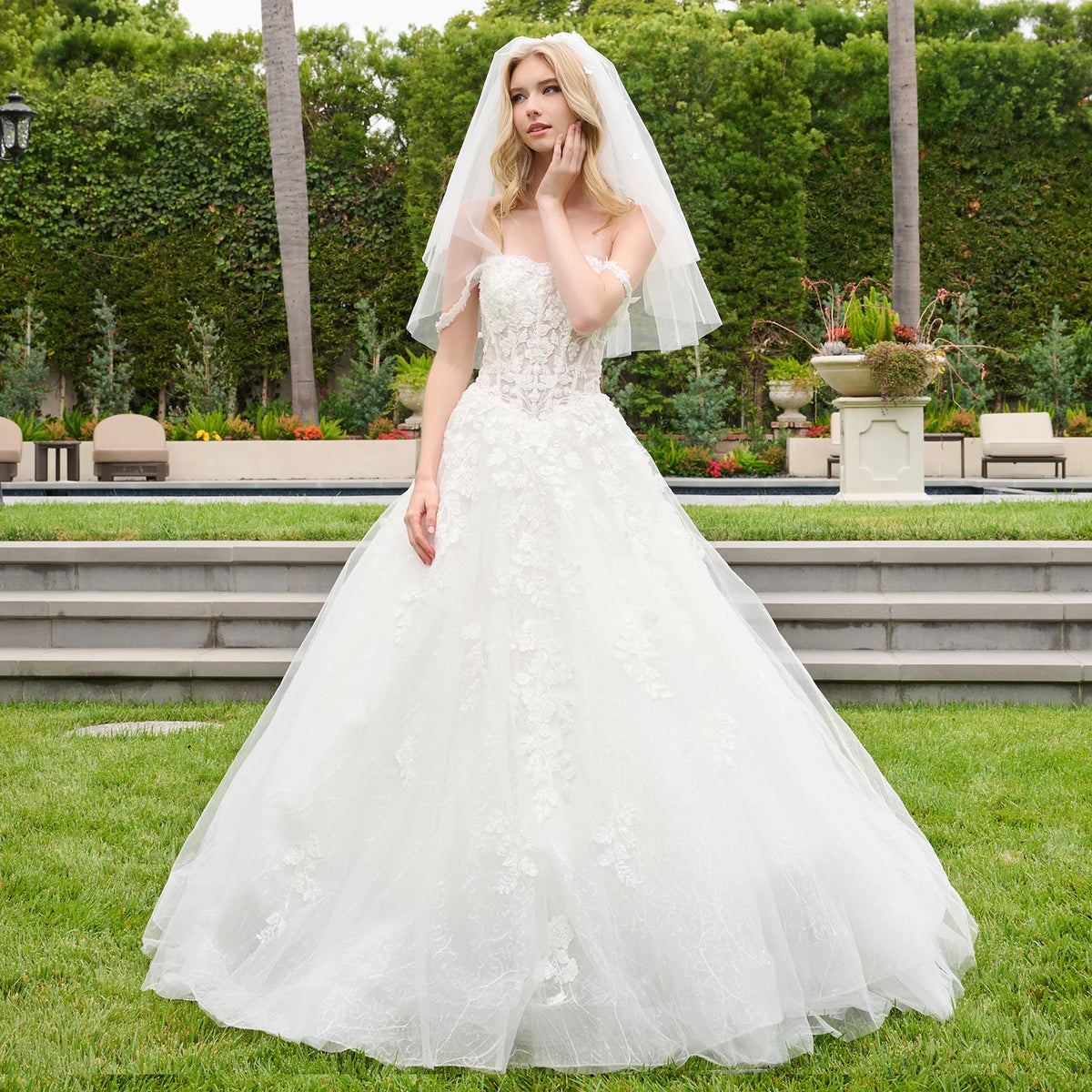 Sweetheart Neckline Corset Basque Waist Ballgown Wedding Dress With Straps And Veil