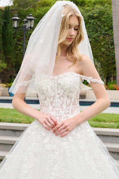Sweetheart Neckline Corset Basque Waist Ballgown Wedding Dress With Straps And Veil