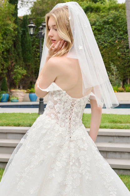 Sweetheart Neckline Corset Basque Waist Ballgown Wedding Dress With Straps And Veil