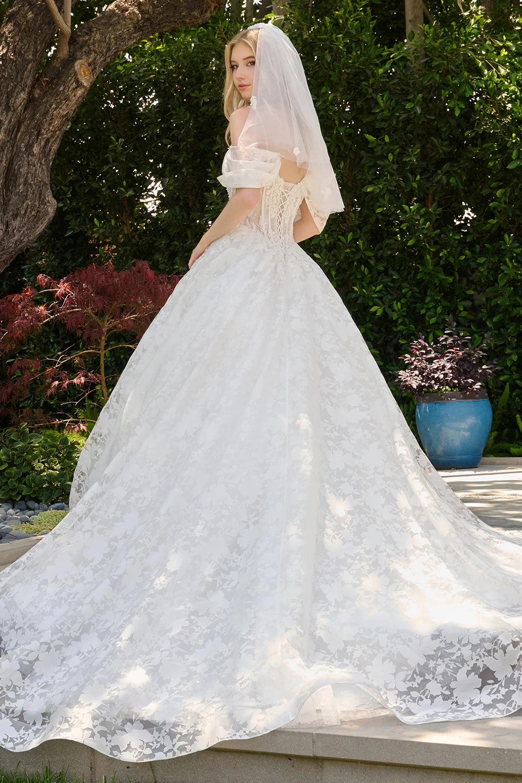 Boat Neckline Basque Waist Pleated Cold Shoulder Organza Jacquard Ballgown Wedding Dress With Veil