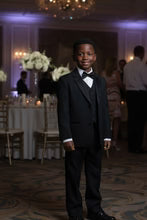 "Prodigy" Kids Tuxedo (5-Piece Set)