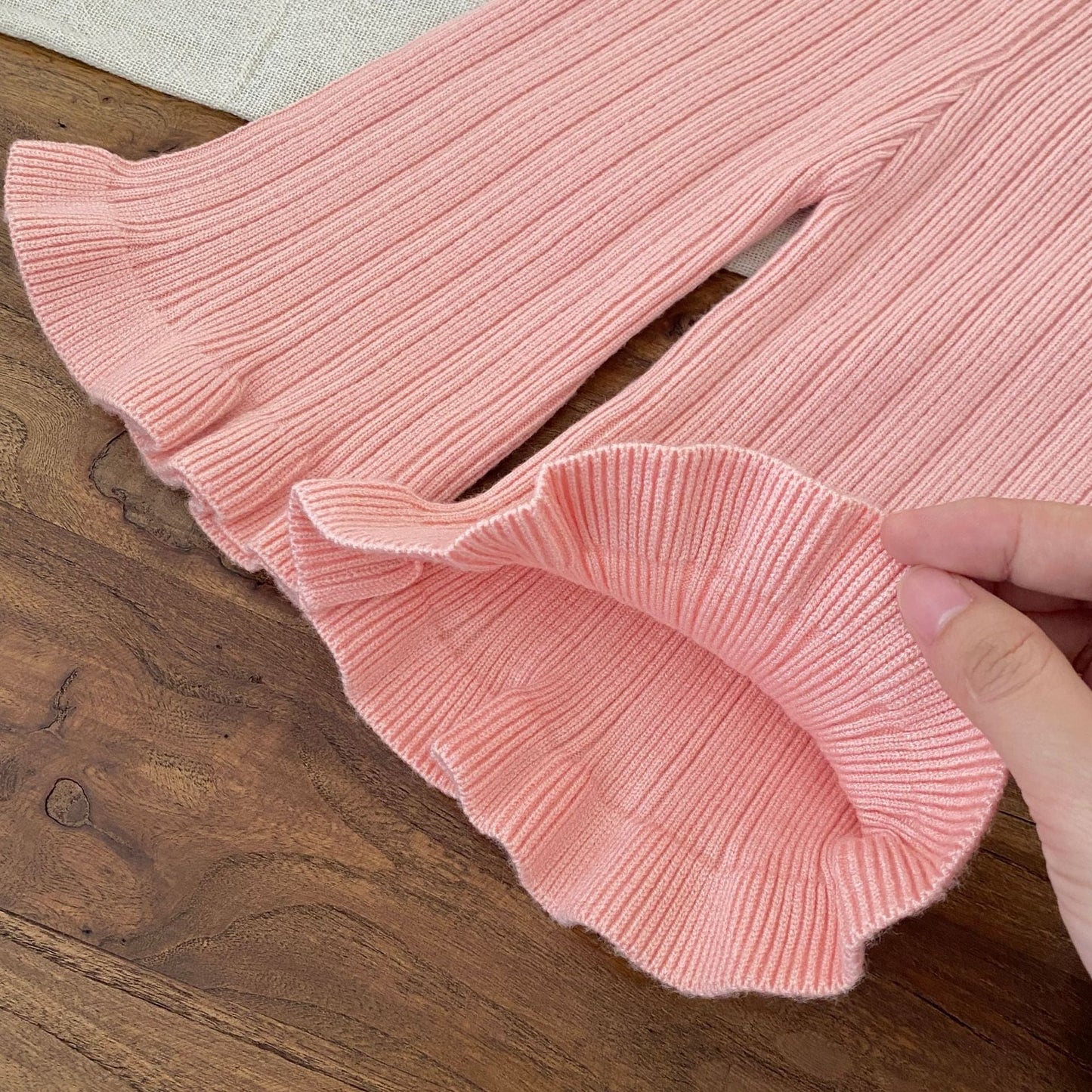 Winter and Autumn Baby Kids Girls Long Sleeves Knitted SET Cardigan and Flared Pants Knitted Clothing Set