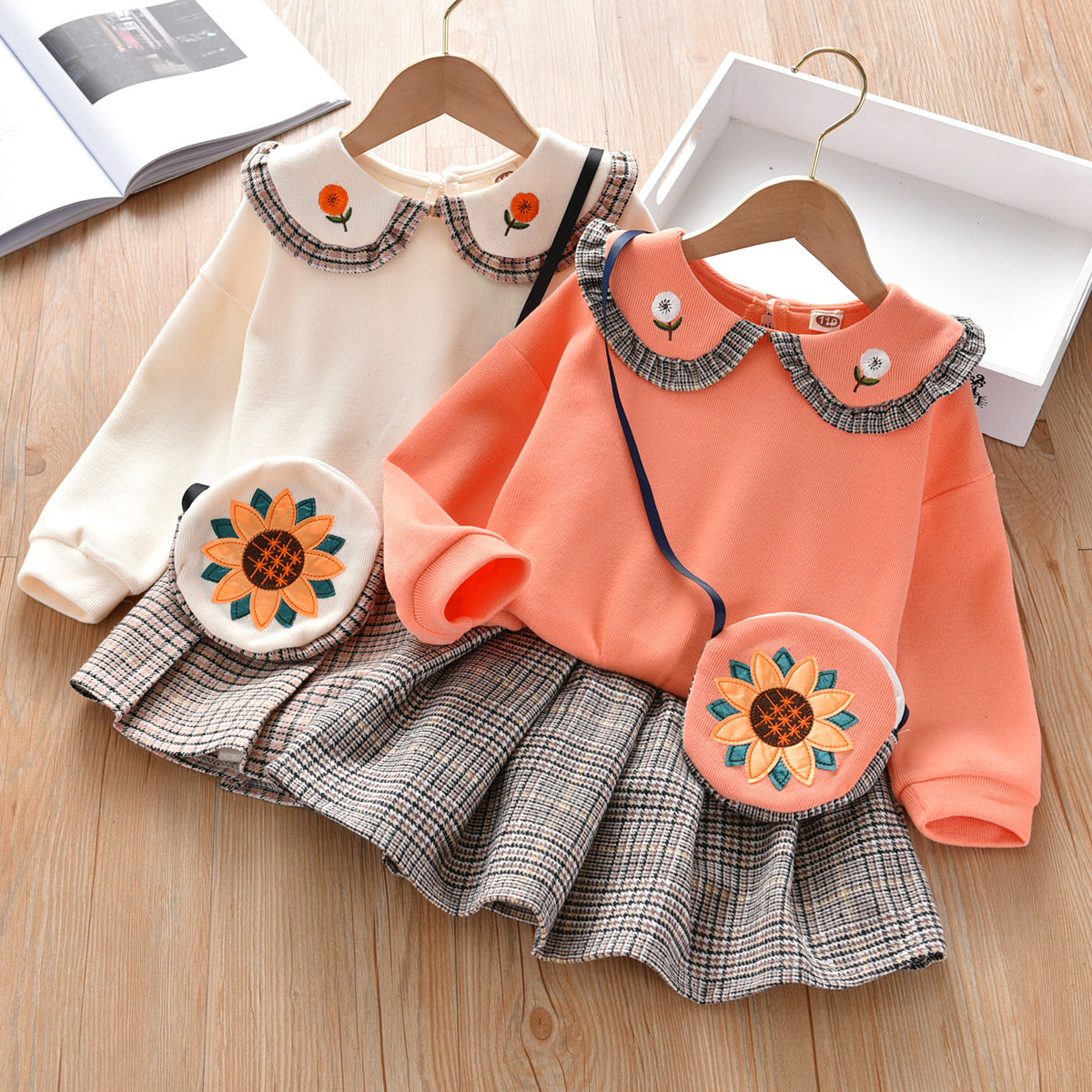 Baby Girl Floral Patches Doll Neck Pullover Hoodie Combo Pleated Skirt Sweet Vintage Style Sets