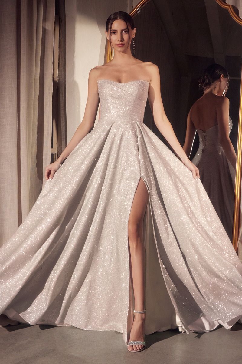 Strapless A-line dress with round neckline and bodice