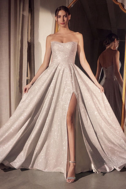 Strapless A-line dress with round neckline and bodice