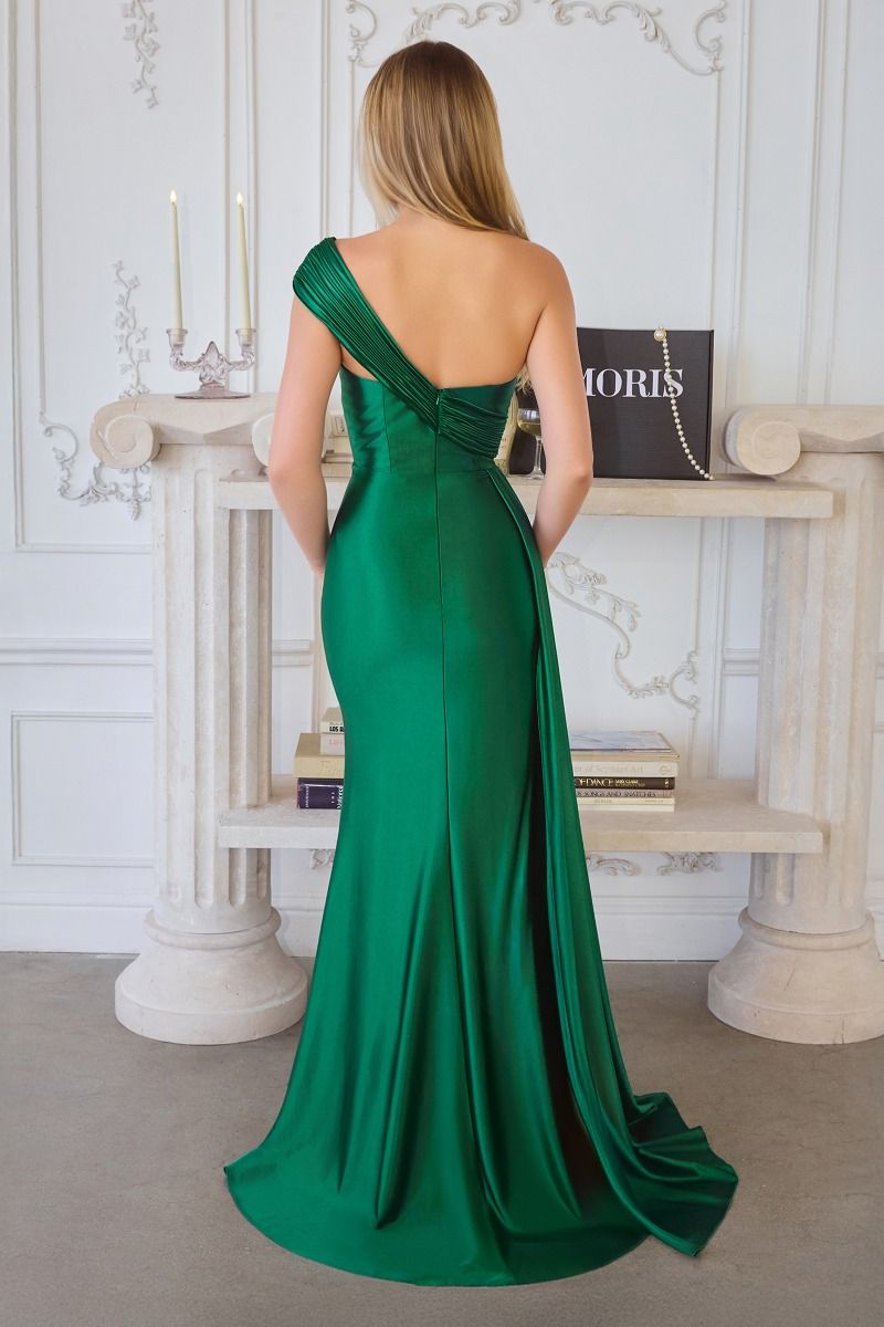 Elegant Draped Satin Eevening Gown