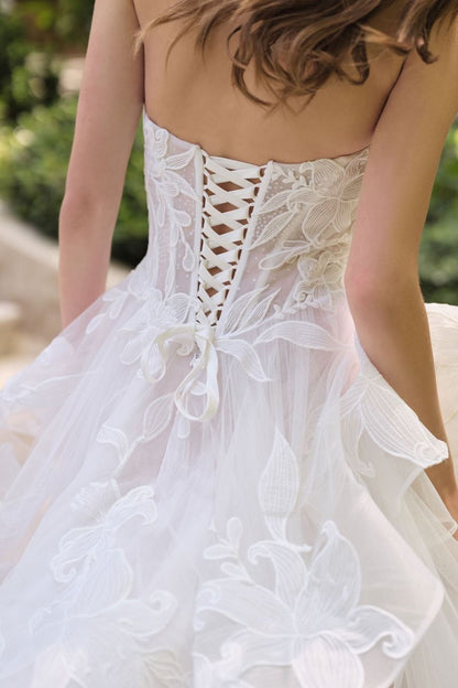 Layered Tulle Strapless Wedding Dress