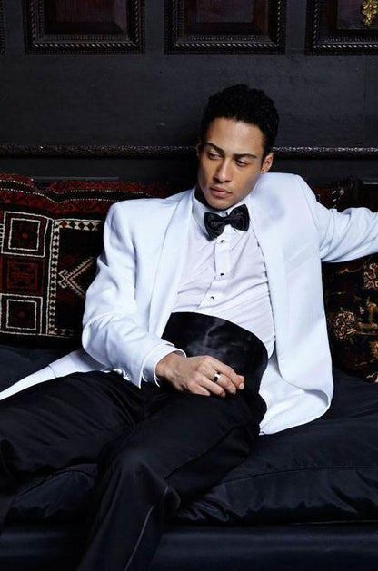 سترة العشاء البيضاء "برينتوود".