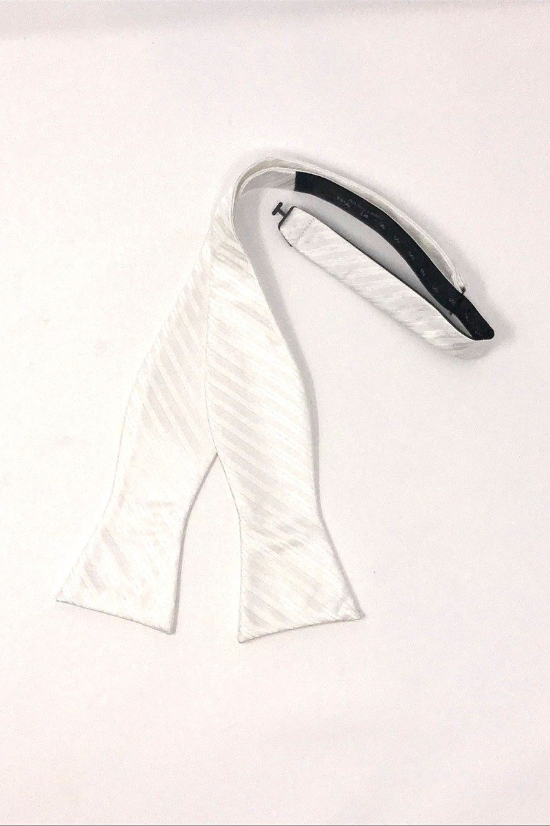 Newton Stripe Bow Tie Self Tie - White - corbatin caballero